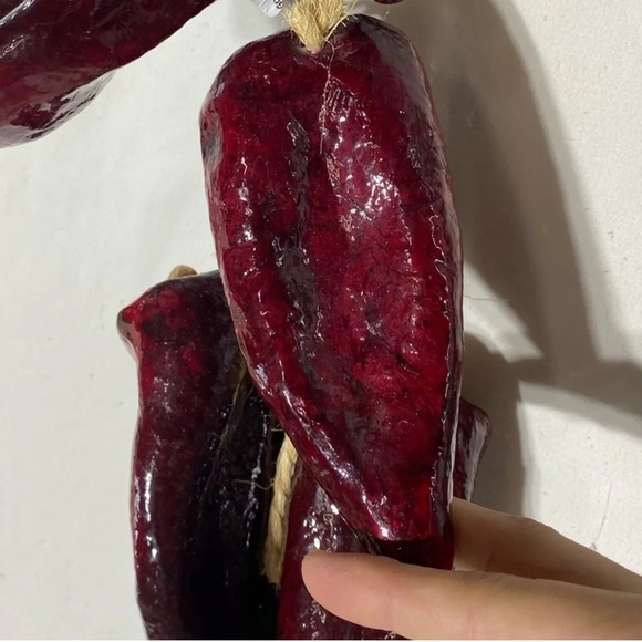 Vintage Decorative Paper Maché Deep Red Peppers On A Braided Rope - Picture 8 of 15